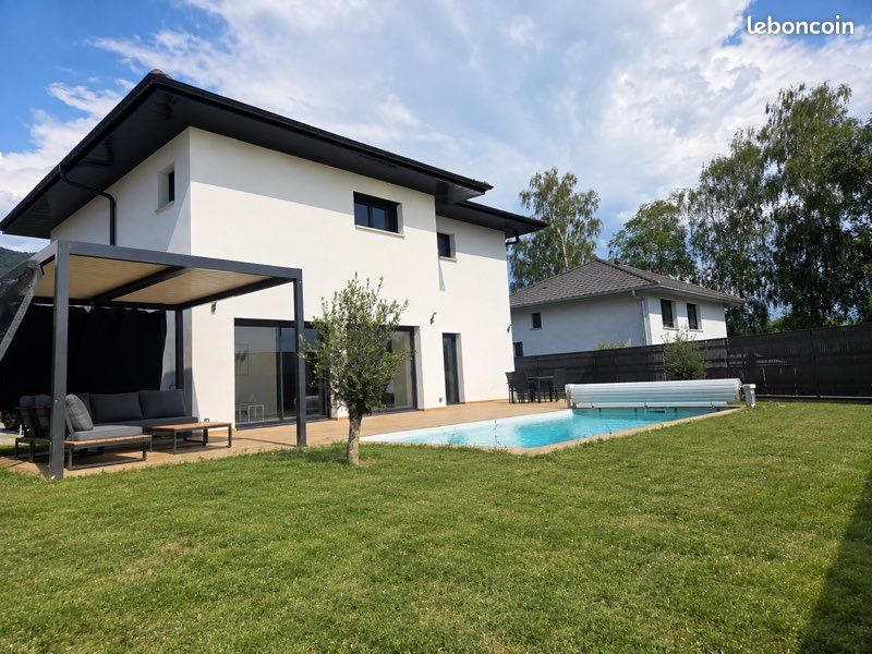 Maison 7 pièces 177 m² · à Cranves-Sales · 177 m² · 899 000 €