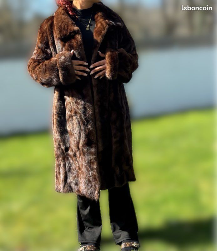 Manteau Fourrure Vison Véritable - Taille 40 - Marron Noir Mordoré - Long - Occasion Excellent État