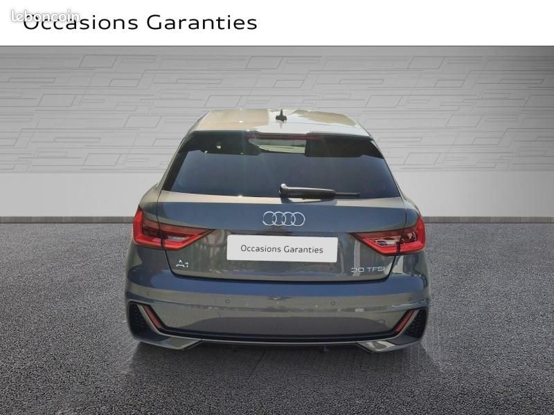 Audi A1 Sportback 30 TFSI 116ch S line S tronic 7 (image 15)