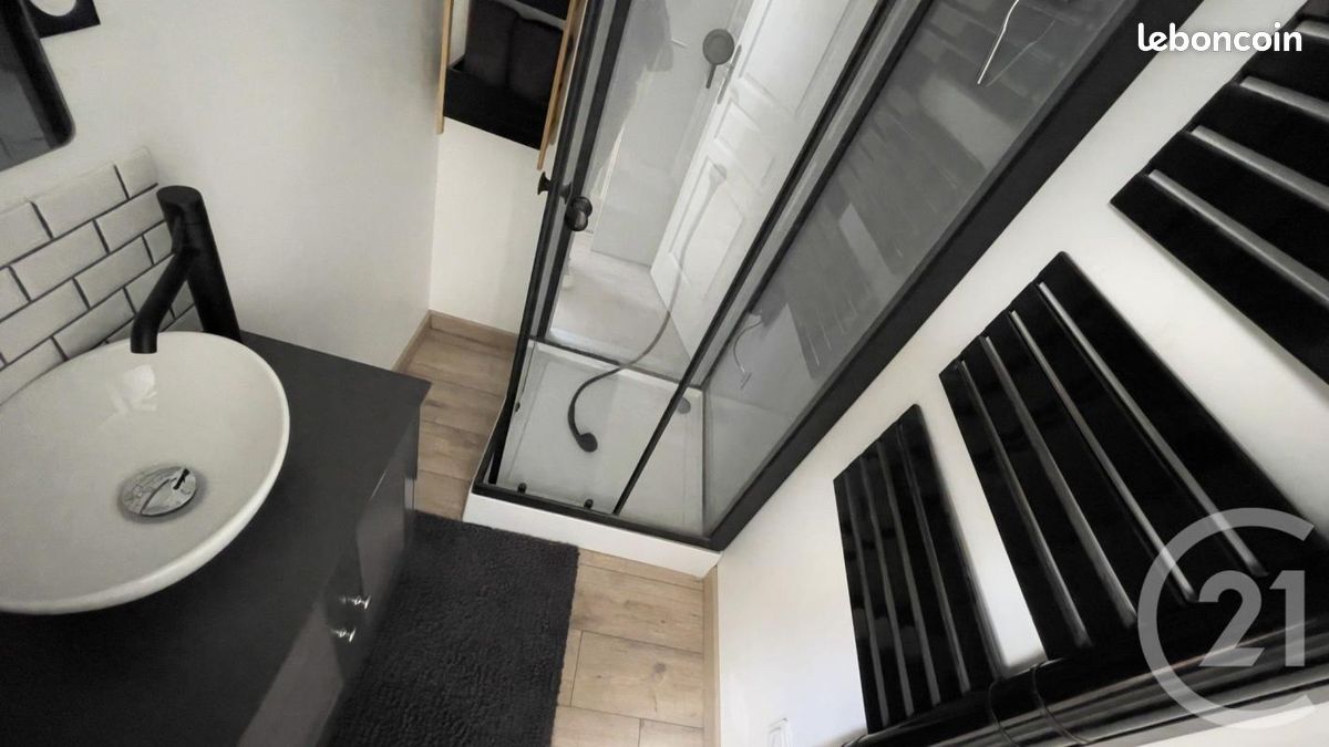 Studio 1 pièce 12 m² (image 3)