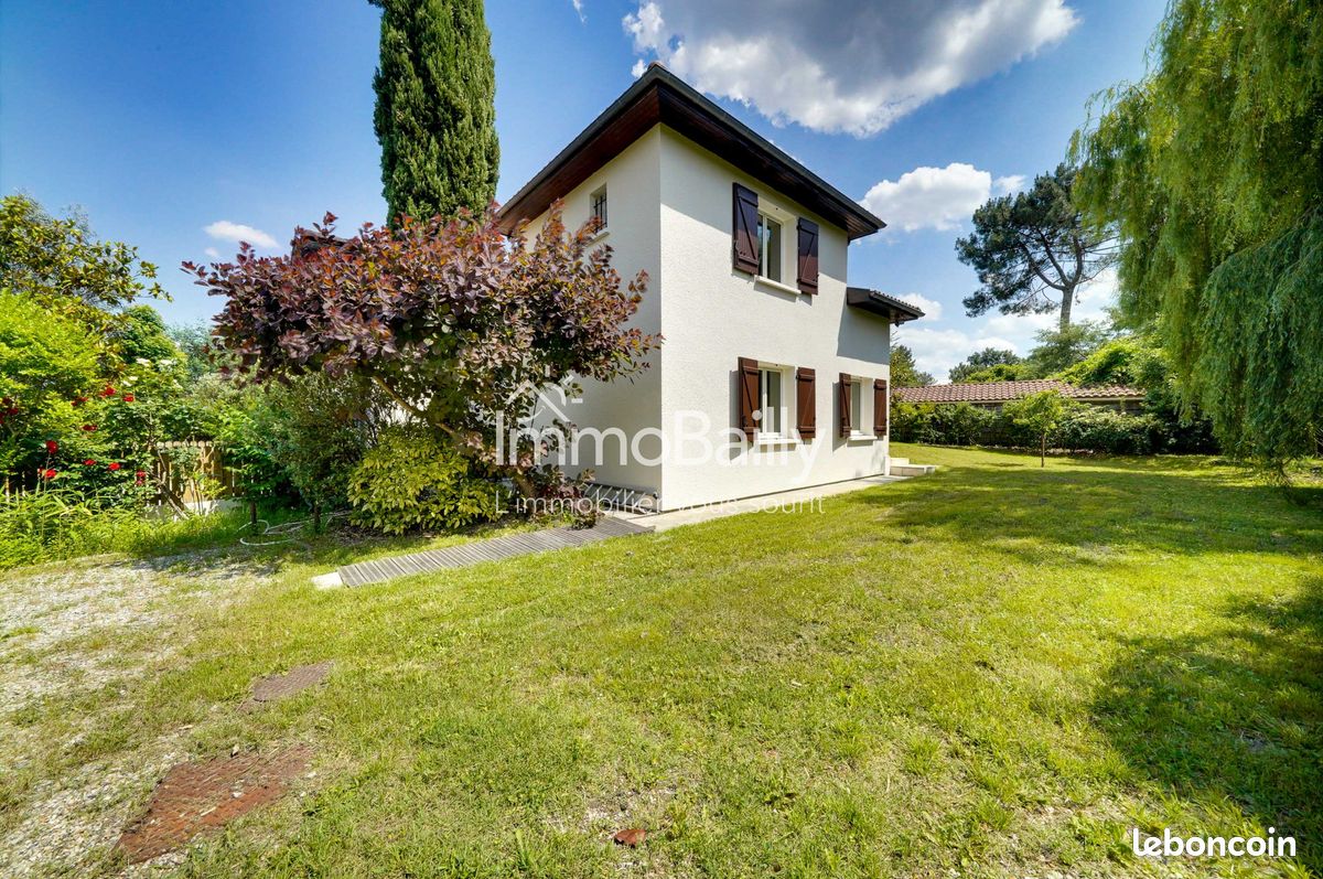 Maison 6 pièces 130 m² · à Léognan · 130 m² · 469 500 €
