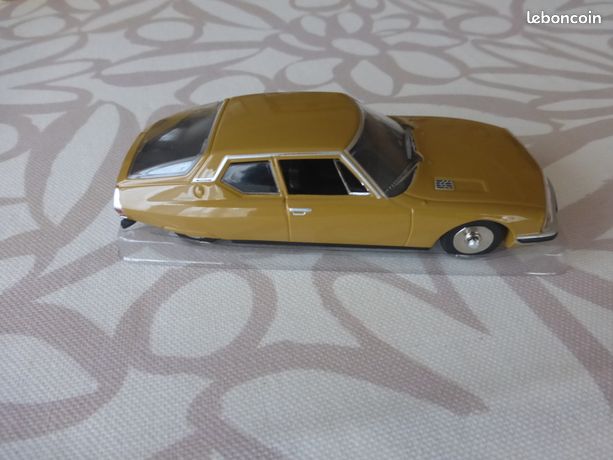 Dinky Toys Atlas 1/43 Modèle Réduit Citroën SM Vert Métallisé