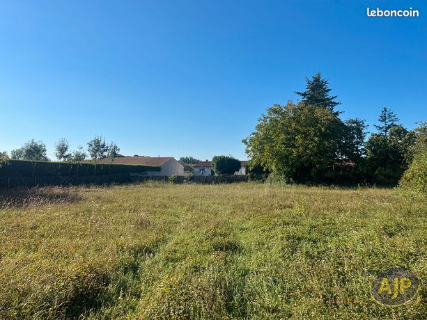 Terrain 1718 m² CHASNAIS