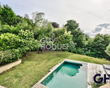 Maison 1 350 000 € - 270 m²