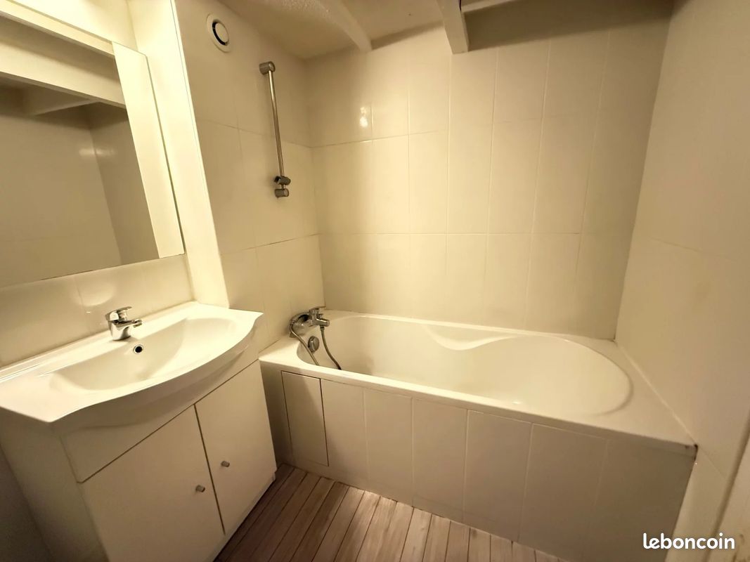 Appartement a louer combs-la-ville - 1 pièce(s) - 29 m2 - Surfyn