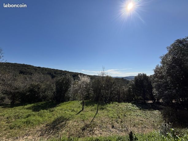 Vente | Terrain constructible | 1330 m² | Roquessels | Expo Sud