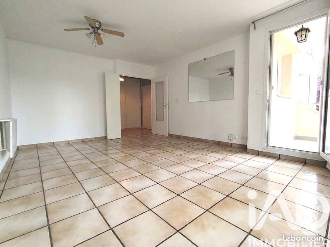 Appartement 3 pièces 63 m² · à Les Ulis · 63 m² · 168 000 €