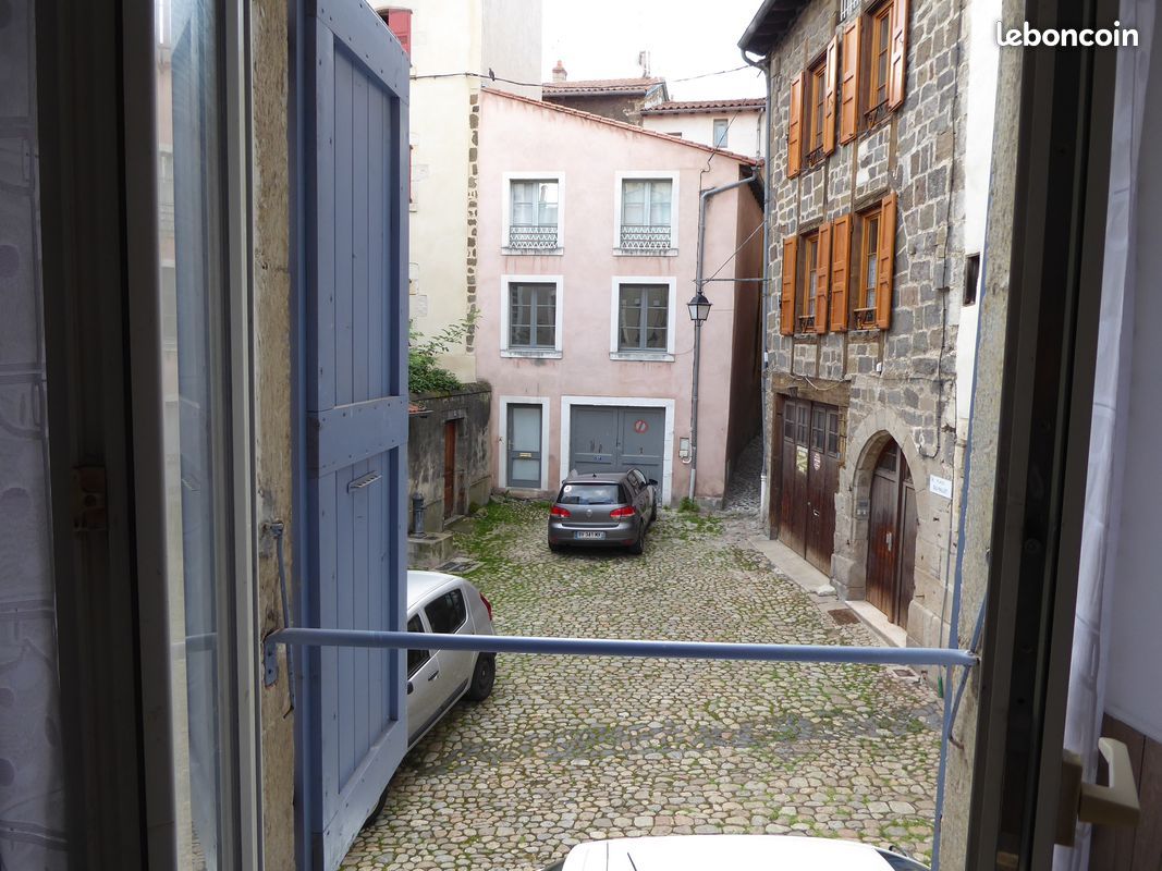 Appartement 1 pièce 21 m² · à Le Puy-en-Velay · 21 m² · 360 €/mois