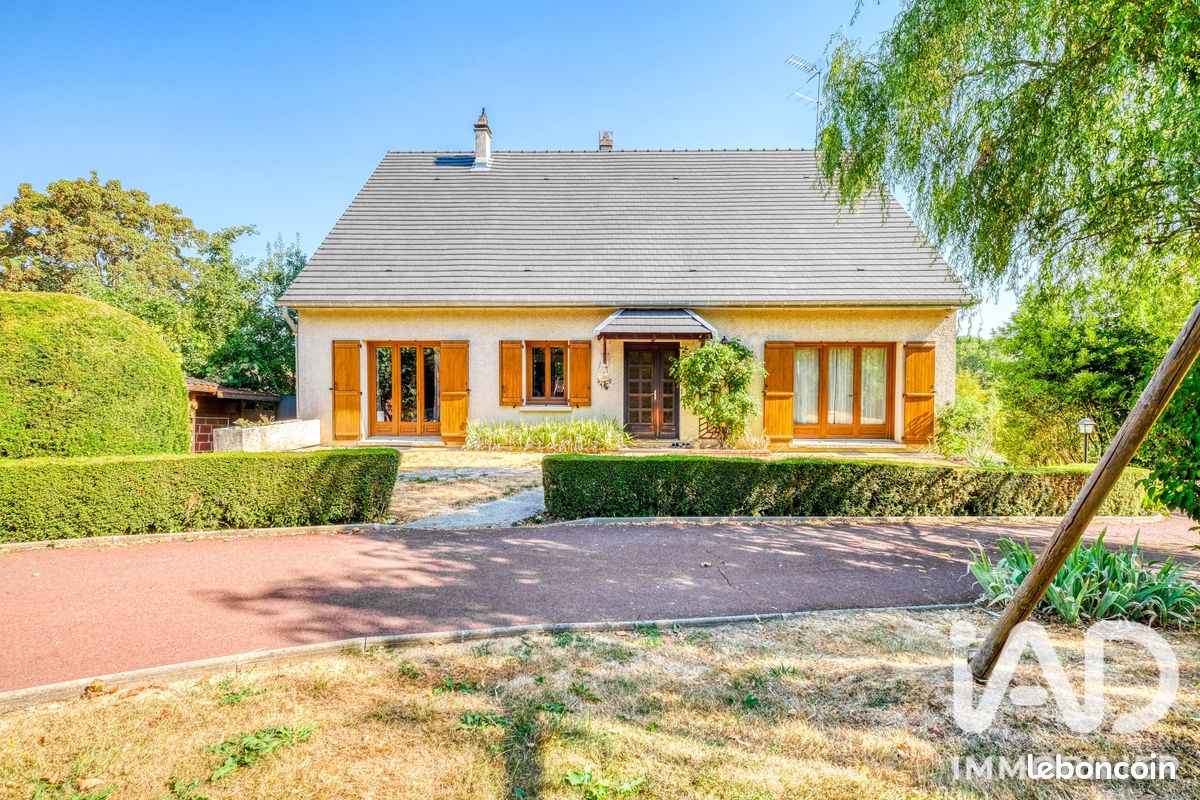 Maison 8 pièces 291 m² · à Saint-Germain-sur-Morin · 291 m² · 525 000 €