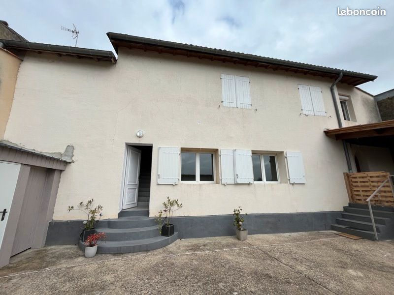 Local commercial 230 m² · à Castillon-la-Bataille · 230 m² · 329 500 €