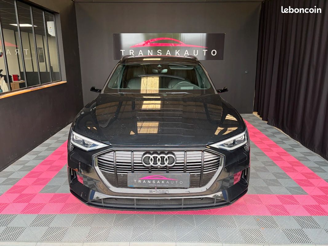 AUDI E-TRON 55 quattro 408 ch Avus Extended / Garantie Batterie 8 ans / Garantie Constructeur 7 ans (image 2)