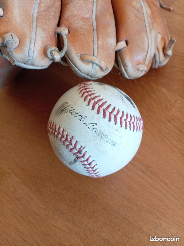 Gant de base-ball Wilson - France