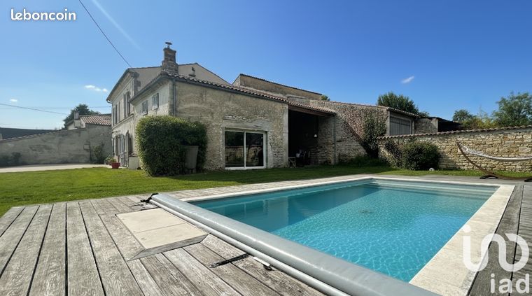 Maison 7 pièces 200 m²