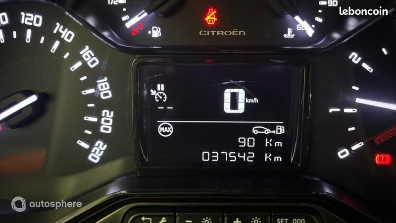Citroen C3 1.2 PureTech 83ch S&S Shine (image 9)