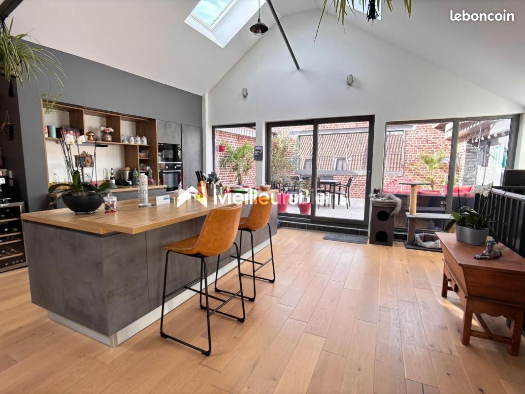 Appartement 6 pièces 165 m² · à Bourghelles · 165 m² · 445 000 €