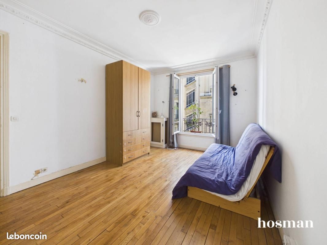 Appartement 1 pièce 29 m² · à Paris · 29 m² · 295 000 €