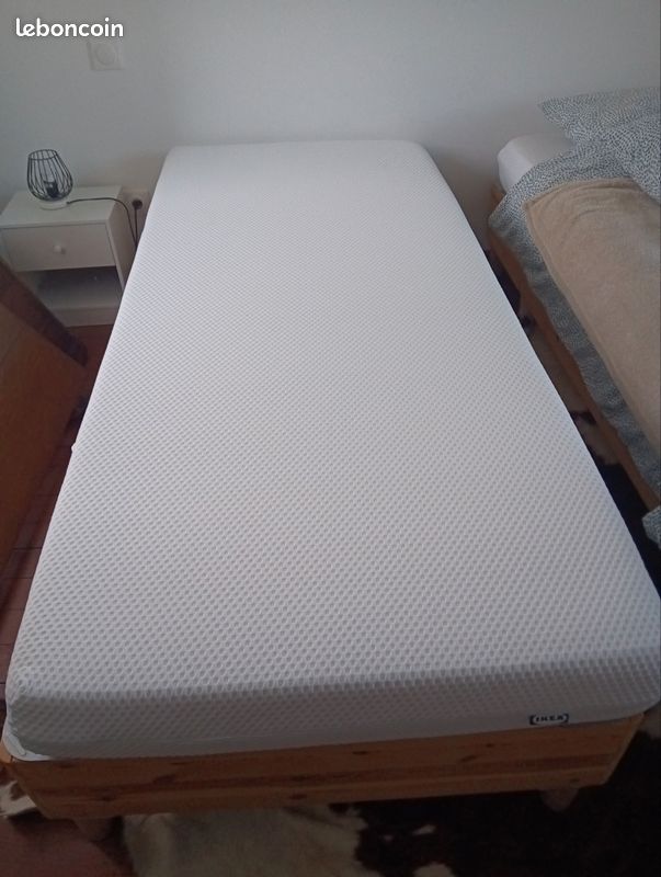 1 lit Ikéa 90x190 avec sommier et matelas (image 1)