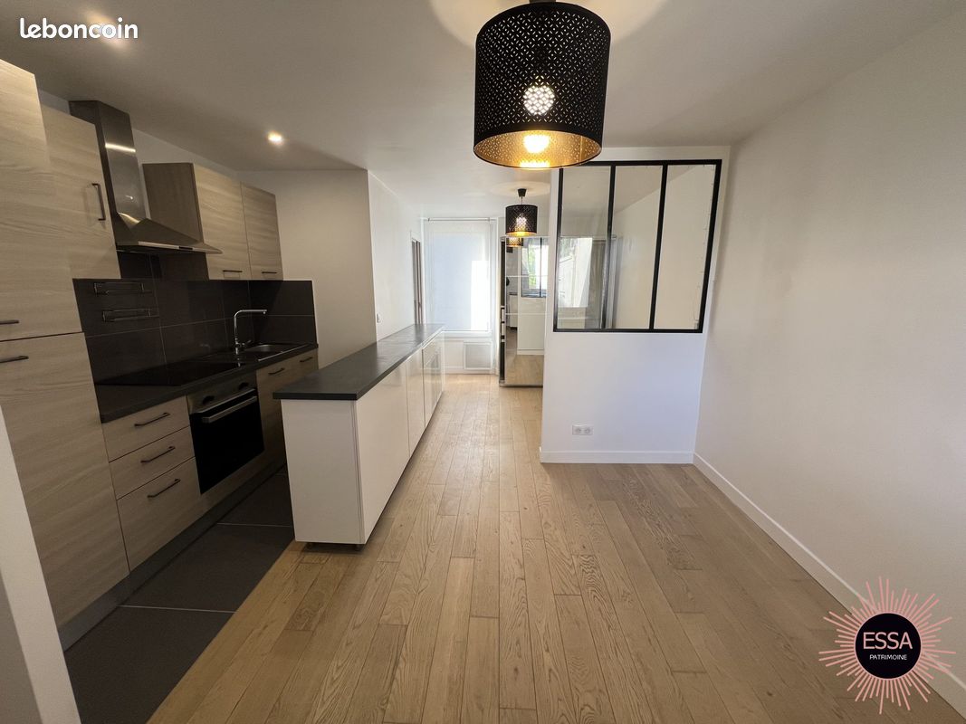 Appartement 1 pièce 24 m² · à Vélizy-Villacoublay · 24 m² · 784 €/mois