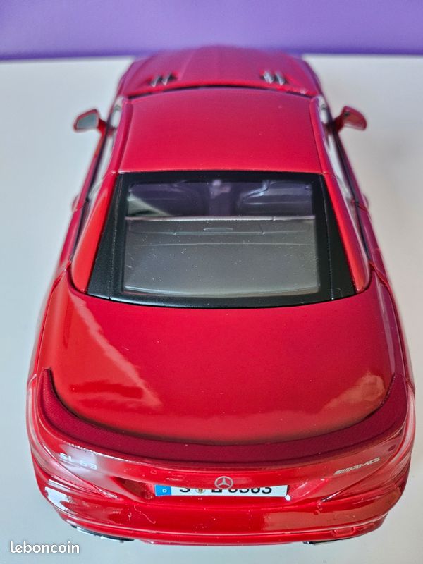 Mercedes SL 63 SL63 AMG R231 V8 biturbo rouge Maisto 1/18 Collection