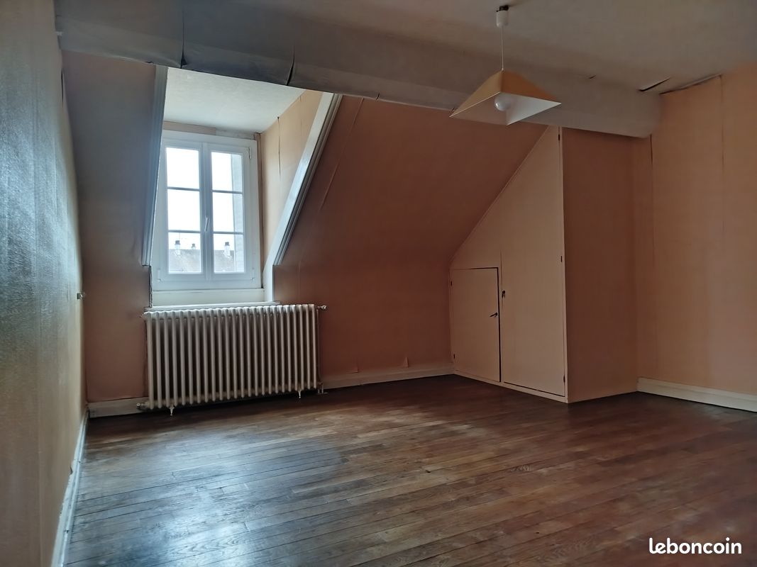 Appartement 4 pièces 66 m² · à Autun · 66 m² · 29 000 €