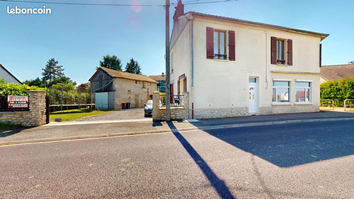 Maison 5 pièces 126 m² · à Jouy-le-Châtel · 126 m² · 180 000 €
