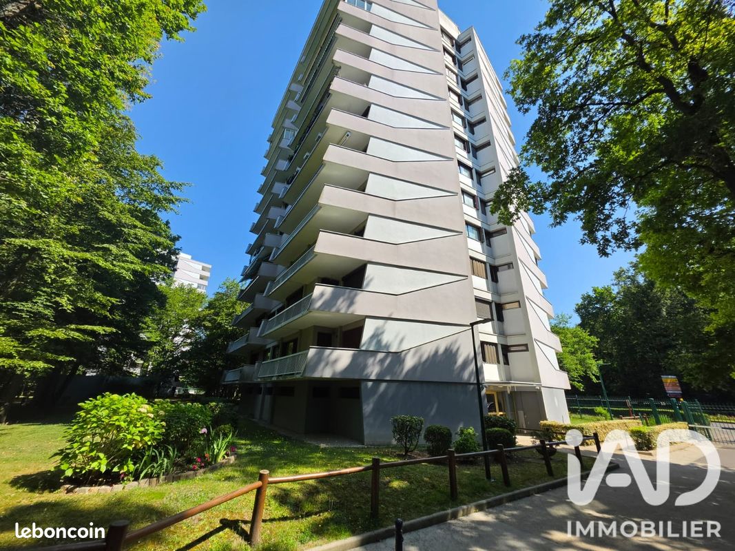 Appartement 4 pièces 78 m² · à Tremblay-en-France · 78 m² · 149 500 €