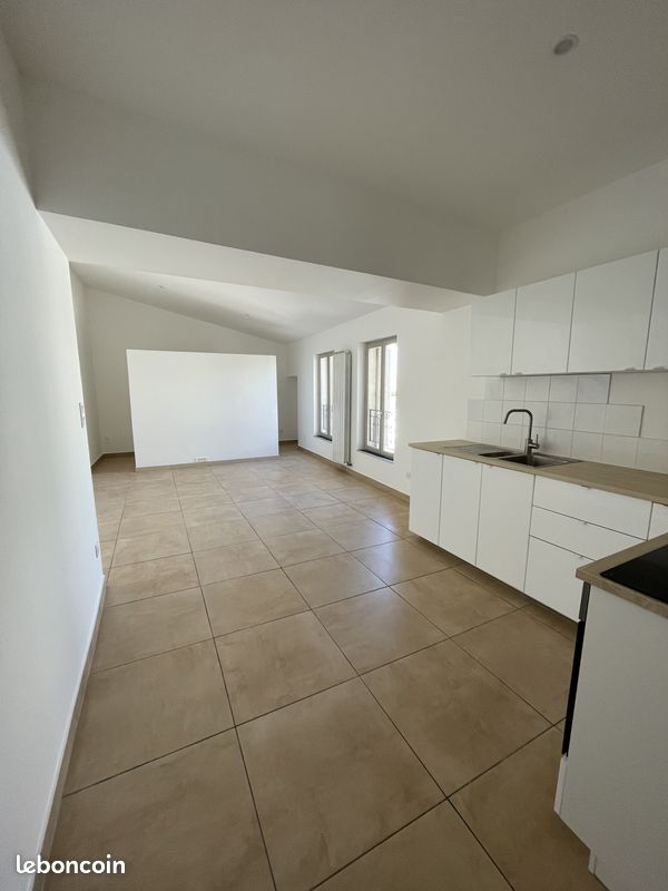 Appartement 3 pièces 61 m² · à Nîmes · 61 m² · 763 €/mois