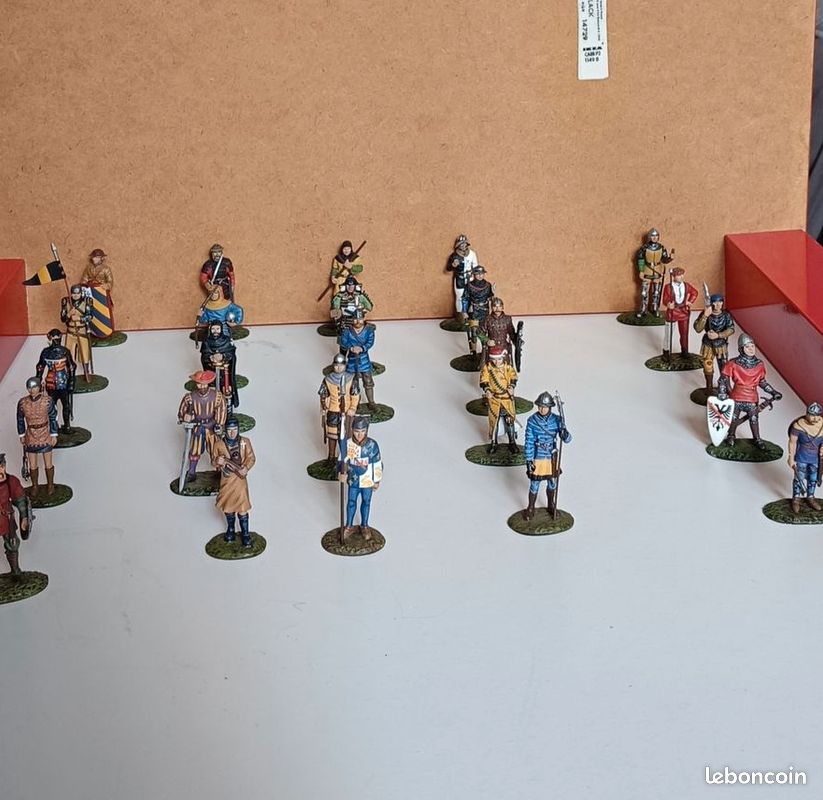 Lot De 60 Soldats De Plomb Altaya - Moyen-Âge - Fascicules Du N°1 à 60
