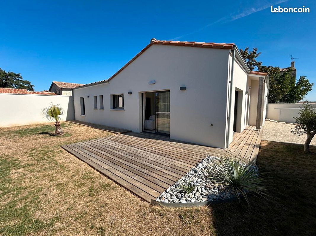 Maison 5 pièces 137 m² · à Chauray · 137 m² · 420 000 €