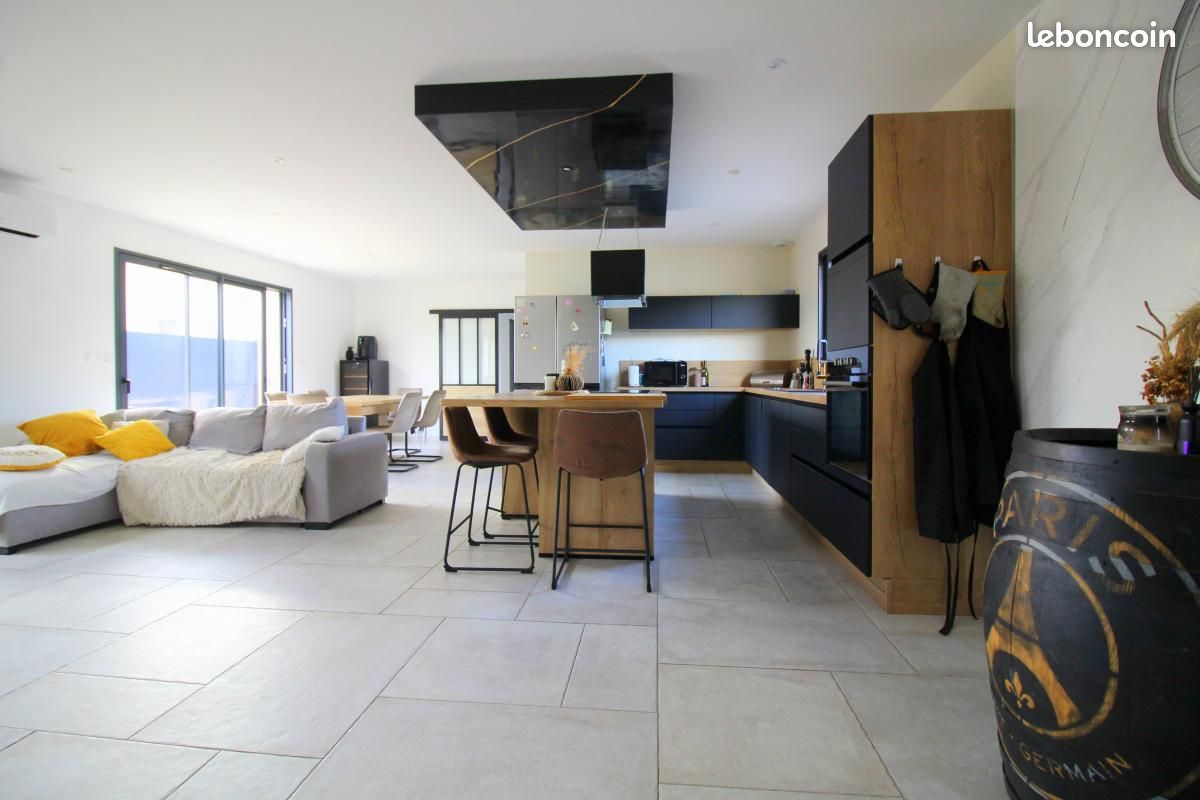 Maison 5 pièces 130 m² · à Vonnas · 130 m² · 335 000 €
