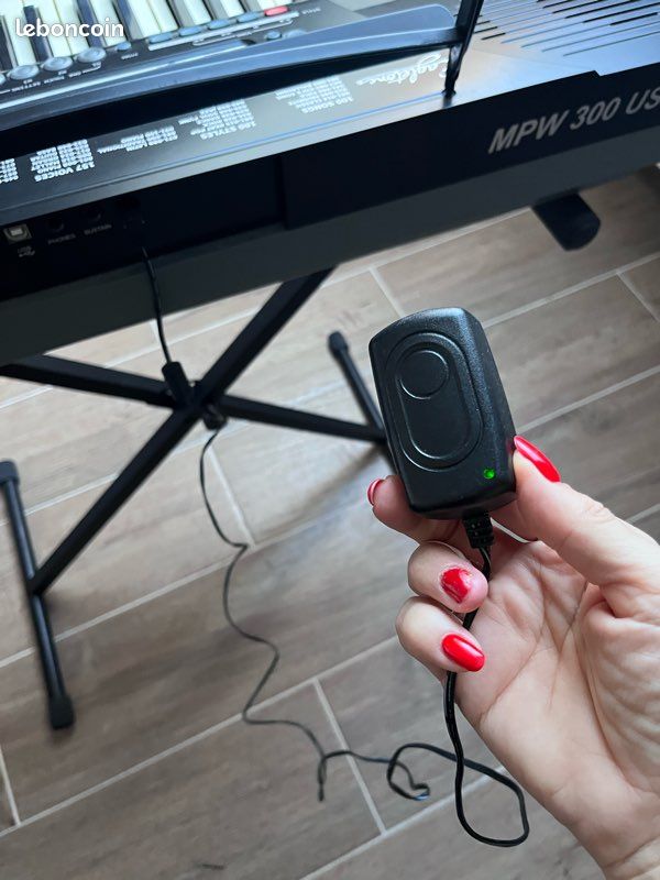 Piano électronique EAGLETONE + support + banc (image 8)