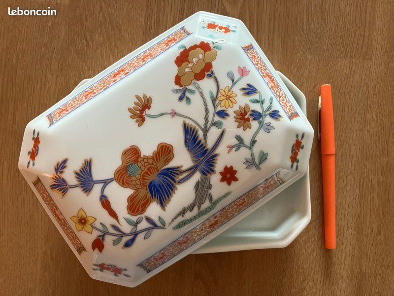 Boîte en porcelaine de Limoges Bernardaud (image 1)