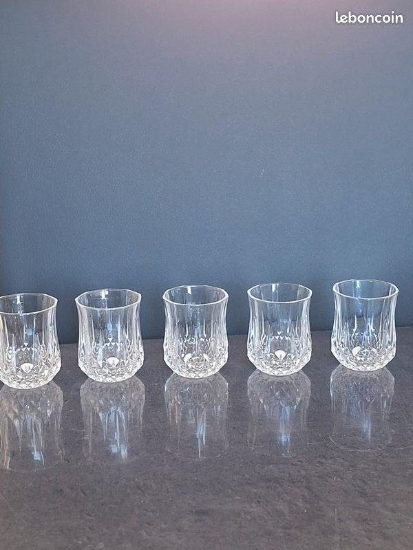 Verre Evjf JUSTOTRY Bride To Be Lot De 12 Verres à Liqueur Avec Perles Pour Fête De Bachelorette U2013 Blanc Mariée Et Black Team Bride Pour Enterrement De Vie De Jeune Fille