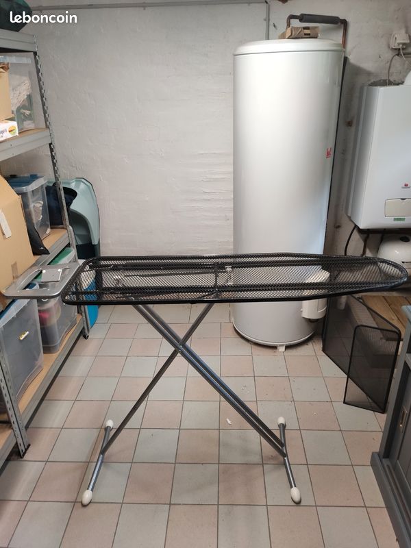 Table à repasser (image 1)