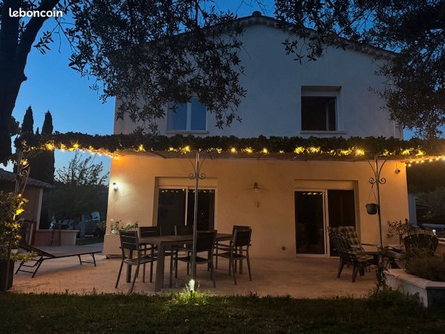 Maison 8 pièces 220 m² · à Camps-la-Source · 220 m² · 599 000 €