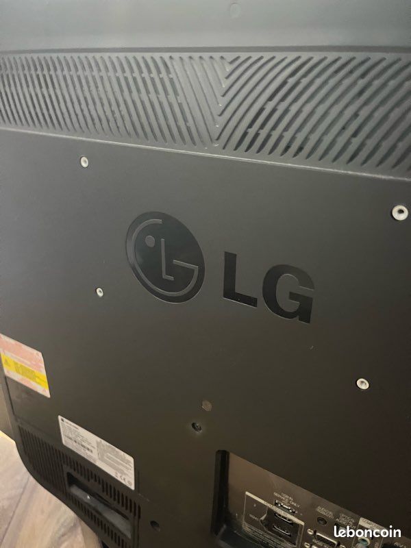 Promo Téléviseur 32" Lg chez Intermarché