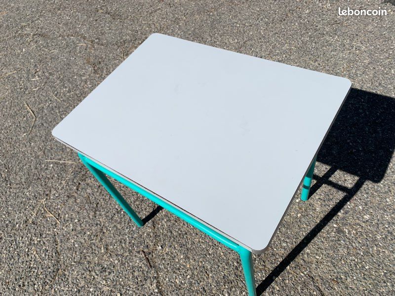 Table enfant en Formica (image 3)