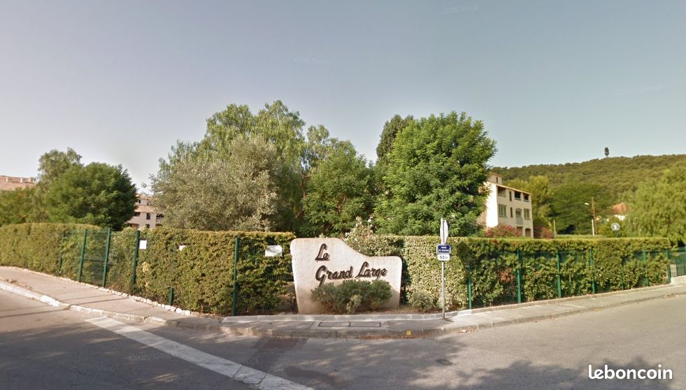 Appartement 2 pièces 42 m² · à Saint-Mandrier-sur-Mer · 42 m² · 890 €/mois