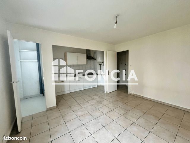 Appartement a louer saint-martin-d'heres - 1 pièce(s) - 25 m2 - Surfyn