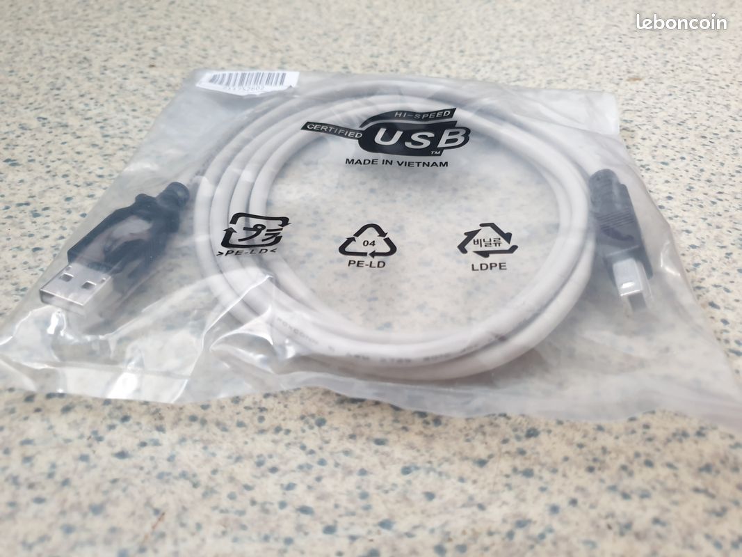 Câble USB-A vers USB-B grande vitesse certifié (image 2)