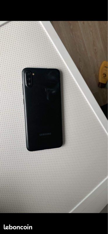échange contre samsung a 40 contre ps4 (image 2)