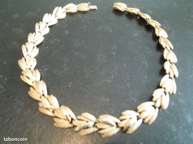 Collier Style haute couture (image 1)