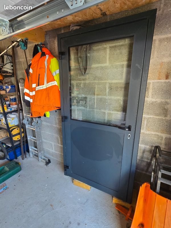 Porte aluminium (image 1)