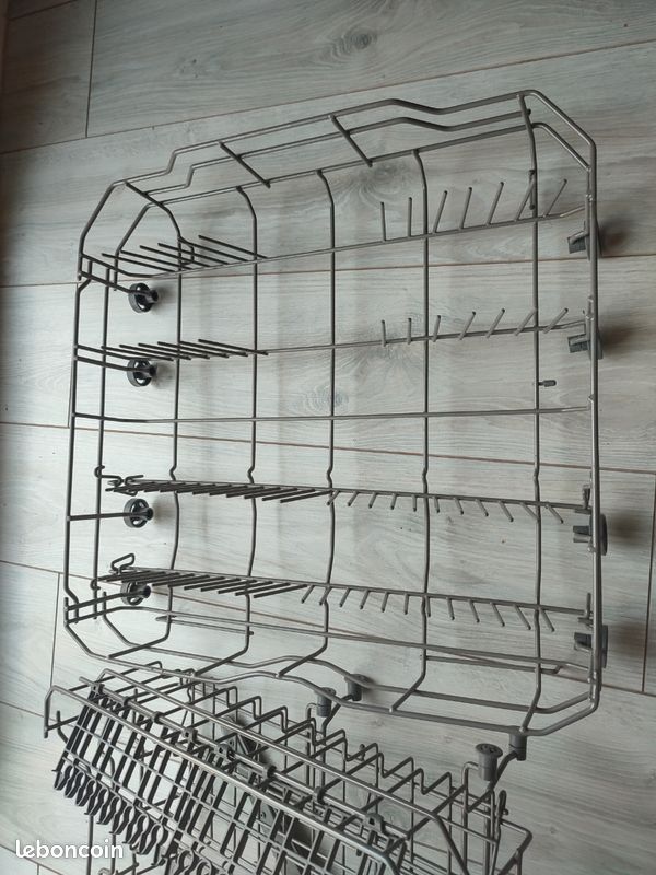 Panier lave vaisselle ( inférieur et supérieur) (image 3)
