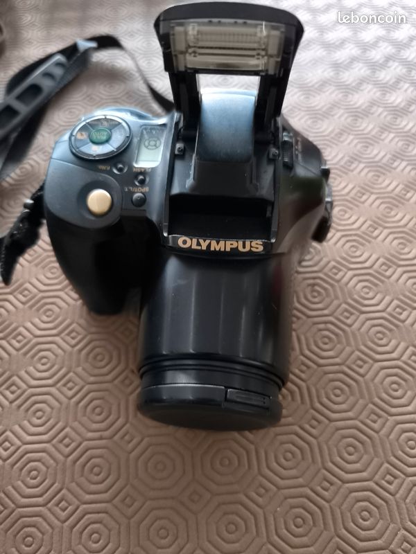 Appareil Photo Argentique Compact Olympus IS-100s Avec Zoom 28-110 Et Convertisseur Télé - Occasion Fonctionnel