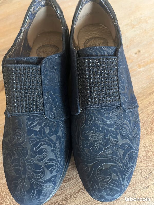 Chaussures bleues talon compensés (image 8)
