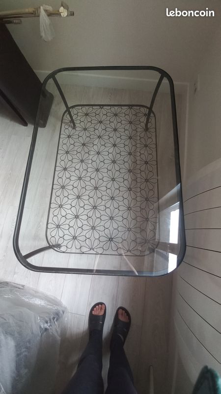 Table en verre motif fleurs (image 2)