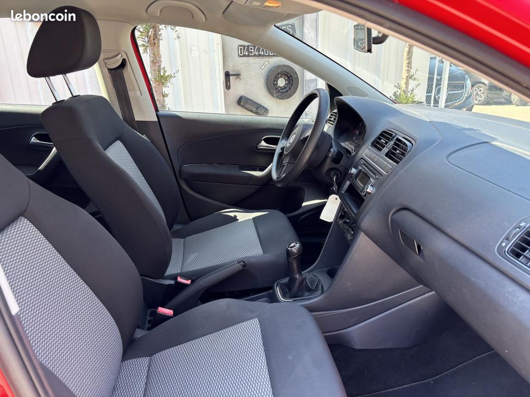 VOLKSWAGEN POLO 1.2 TDI CR FAP - 75 V 6R Trendline (image 12)