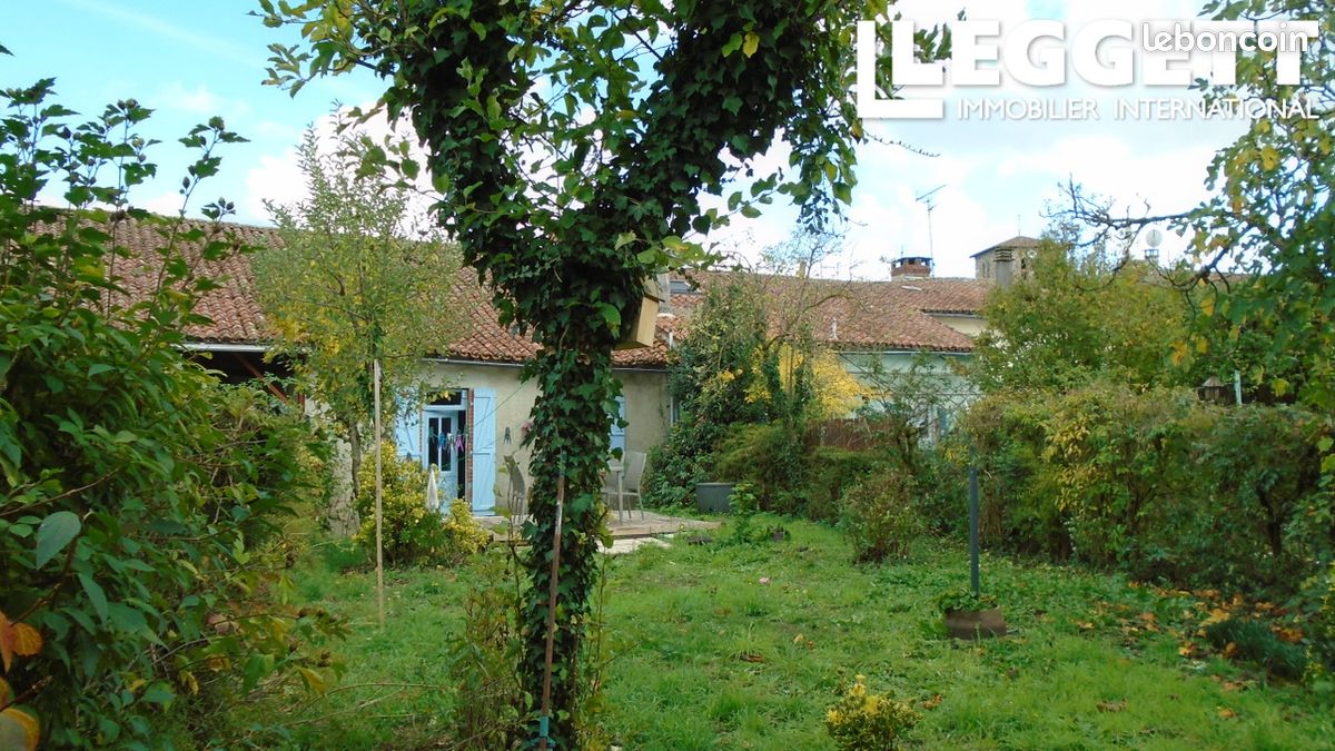 Maison 5 pièces 82 m² - Confolens 16500 (image principale 8)