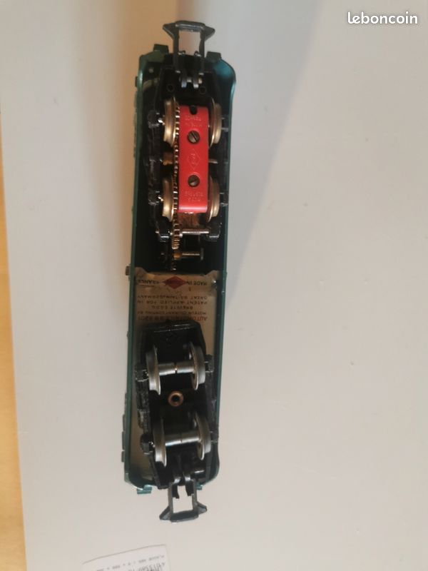 TRAINS JOUEF LOCOMOTIVE BB 9201 et wagons rails EUR 30,00 - FR